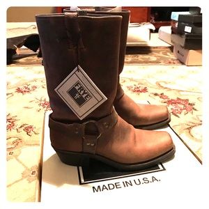 Authentic Frye 12R harness boots-size 11 women’s